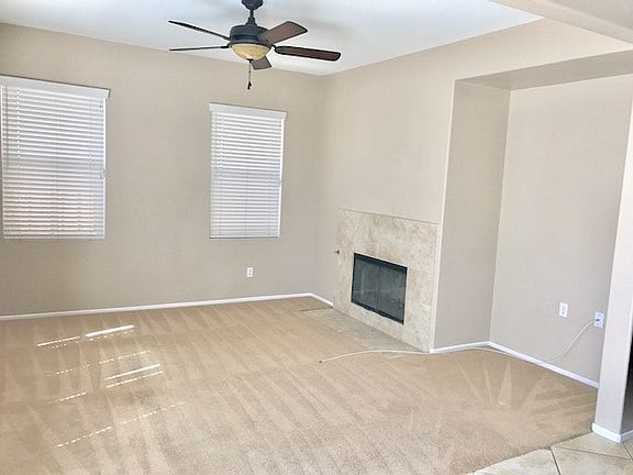 4th image of 15197 Bluffside Ln