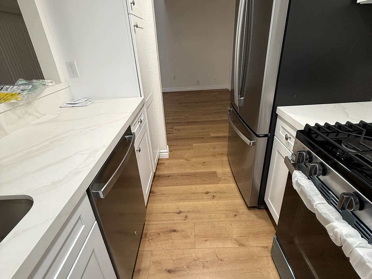 1 bed, $2,500 — Photo 2