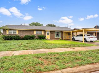 903 E Ripley St, Brownfield, TX 79316