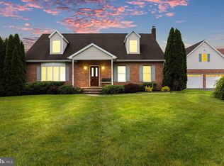 11814 Paden Ave, Smithsburg, MD 21783