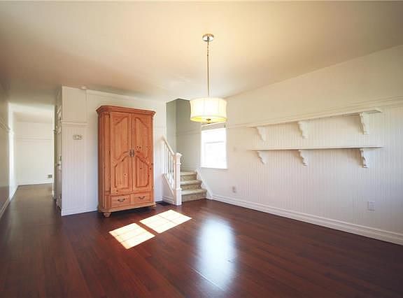 2nd image of 2032 W Washington St