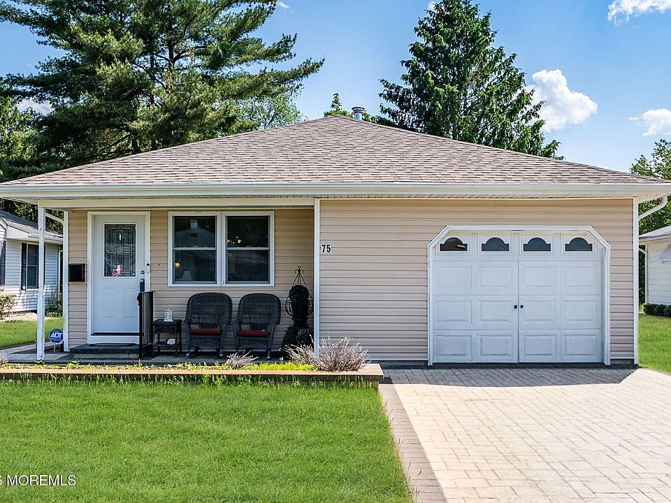 1st image of 75 Barbados Drive S