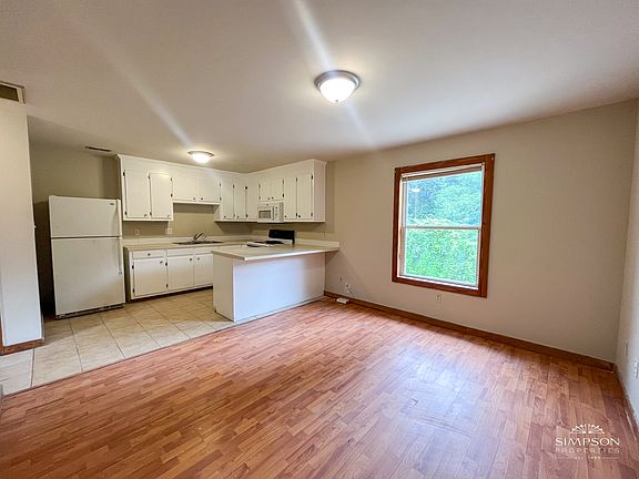 5th image of 1101 Locust St #11437359