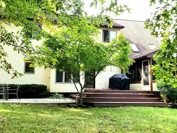 5th image of 104 N Keethler Dr