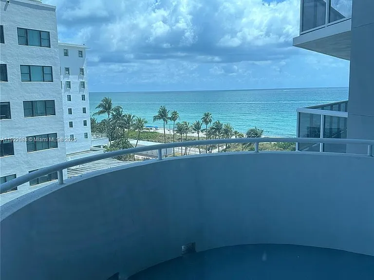 6301 Collins Ave #807 — Photo 42