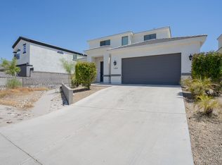 1409 E Shangri La Rd, Phoenix, AZ 85020