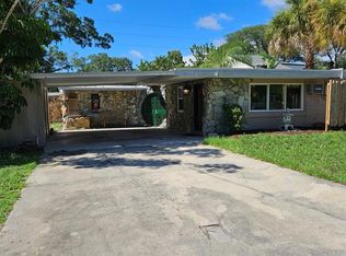 10951 61st Ave, Seminole, FL 33772