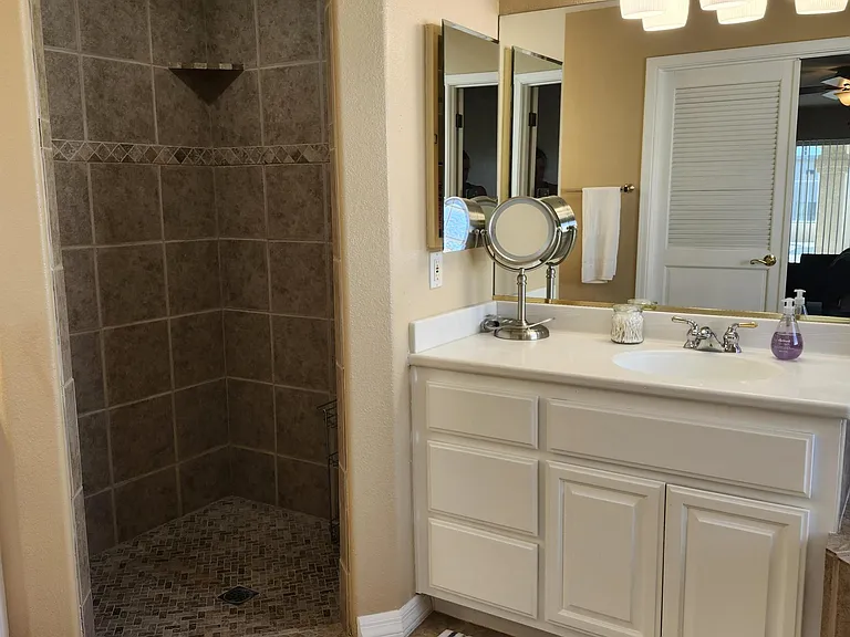 1776 Lear Bay — Photo 33