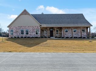 541 Cornerstone Ave, Azle, TX 76020