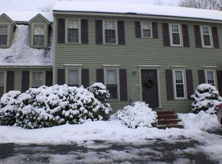 80 Swan St UNIT 220, Lowell, MA 01852