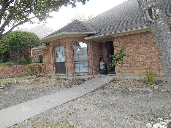 2nd image of 1621 Buena Vista Ave