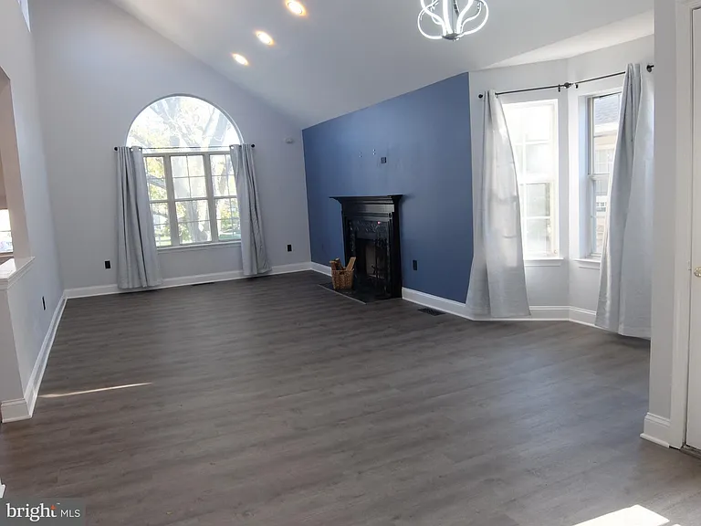 7 Powell Ct — Photo 4