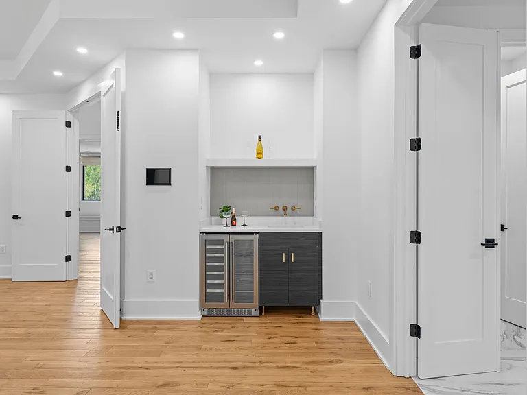 608 Walker Rd — Photo 20