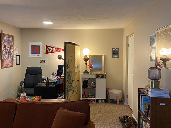 2nd image of 69 Newton St APT 6