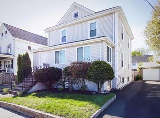 6 Sheldon Rd, Peabody, MA 01960