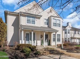 237 Paddington Ct #87, Englishtown, NJ 07726