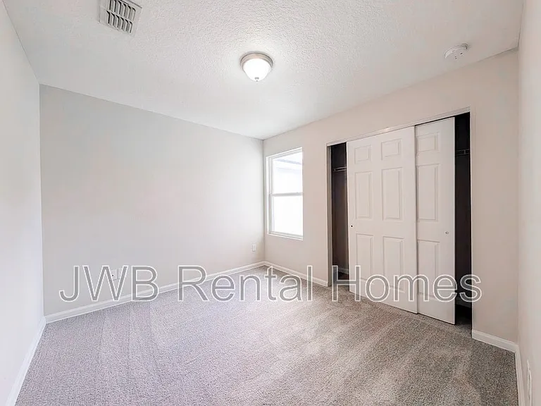 8474 McGirts Village Ln — Photo 7