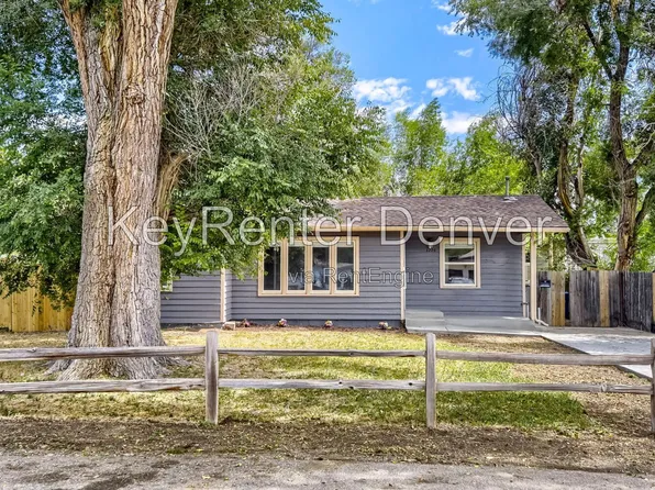 1220 Upham St, Lakewood, CO 80214
