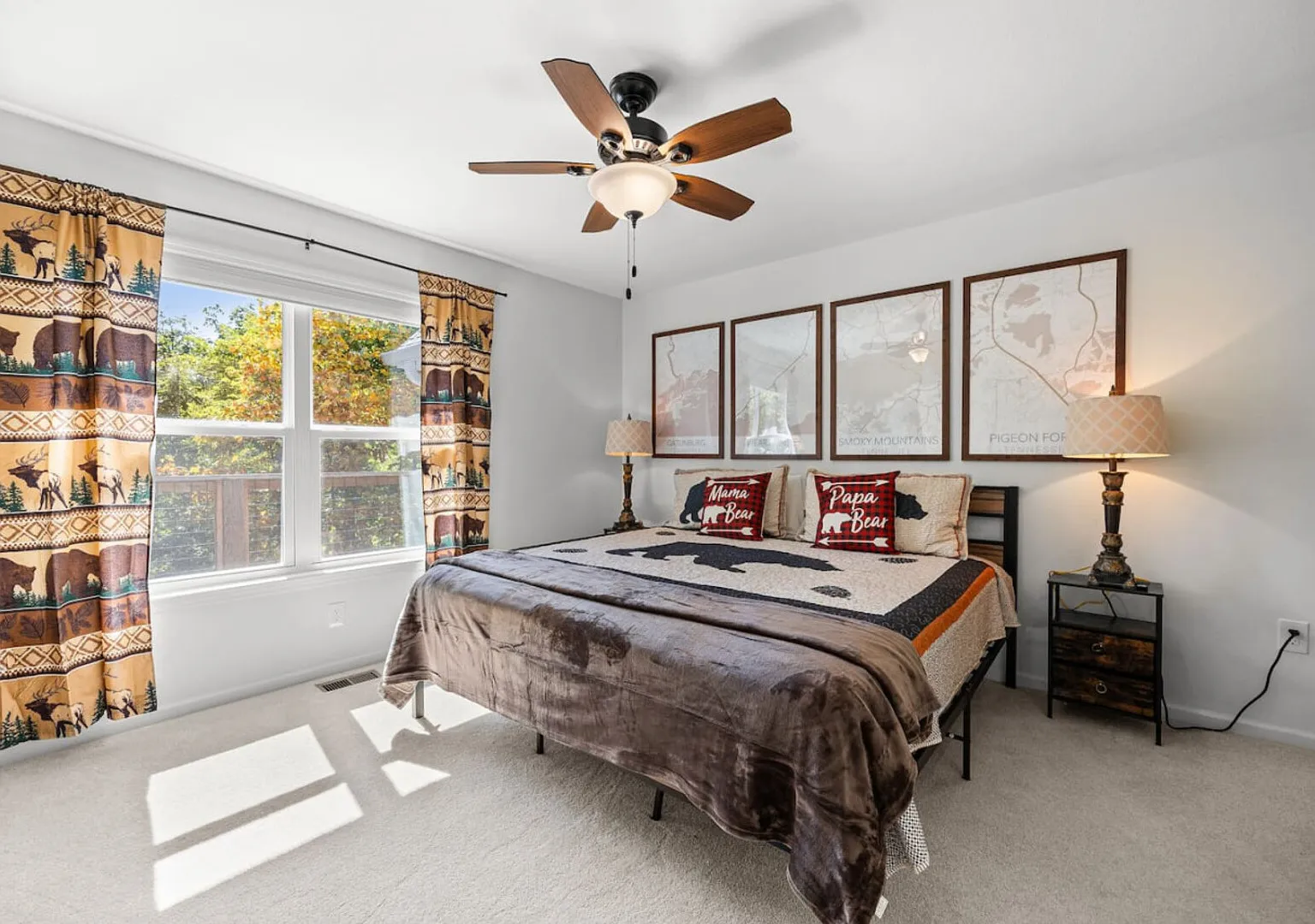 Luxury 3-King Cabin | Hot Tub & Game Room — Photo 4