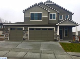 3346 S Roosevelt Pl, Kennewick, WA 99338