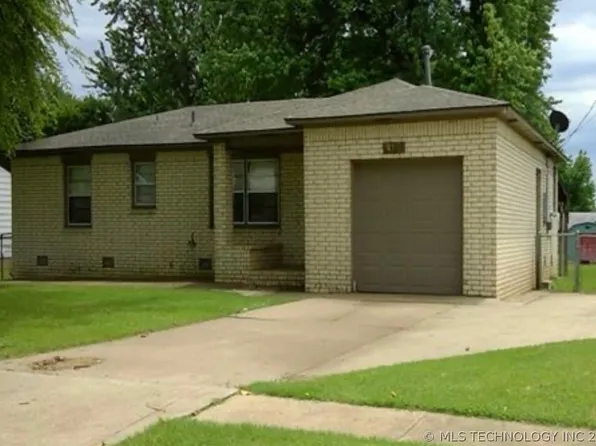 410 W 46th St, Sand Springs, OK 74063