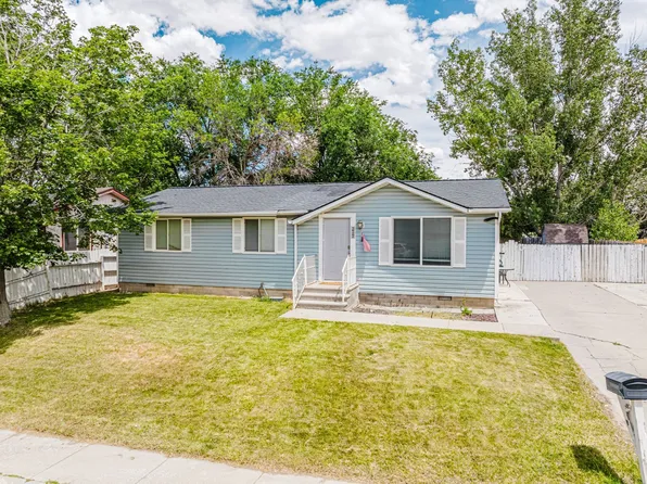3422 Freeport Ave, Elko, NV 89801