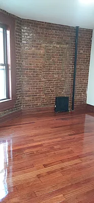 Rented by Allen Harris, LREB | media 10