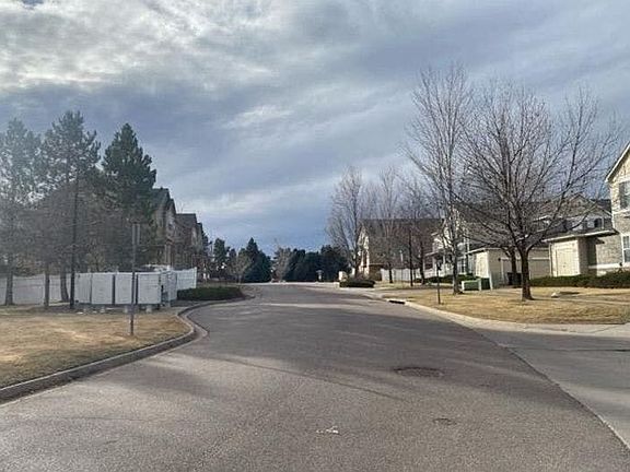 5th image of 1484 Red Peak Dr