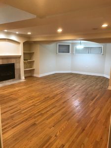 1910 W Estes Ave, Chicago, IL, 60626