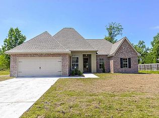 21400 Lake Pontchartrain Dr, Ponchatoula, LA 70454