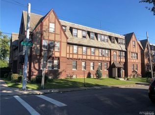 565 7th St, Niagara Falls, NY 14301