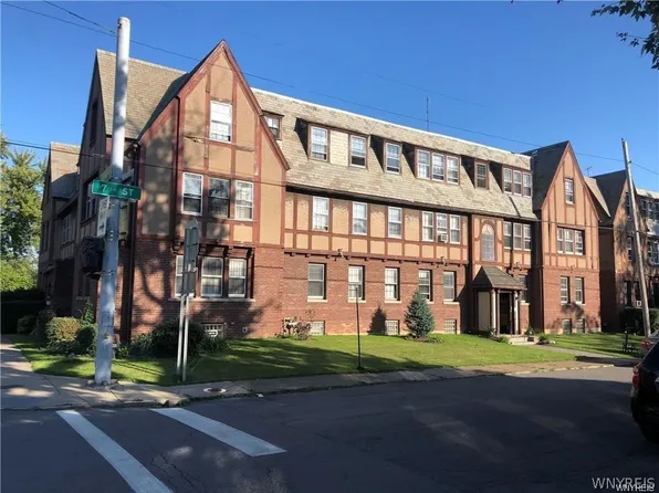 565 7th St, Niagara Falls, NY 14301