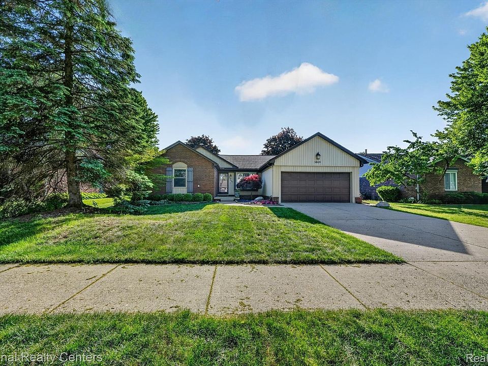 1st image of 5069 Prentis Dr
