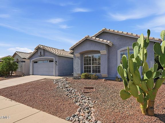 3rd image of 3256 E ROSEMONTE Drive