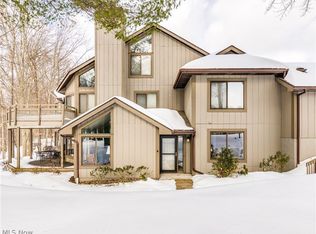 2168 Stone Creek Trl, Cuyahoga Falls, OH
