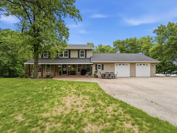 8746 Riverwood Cir, New London, MN 56273
