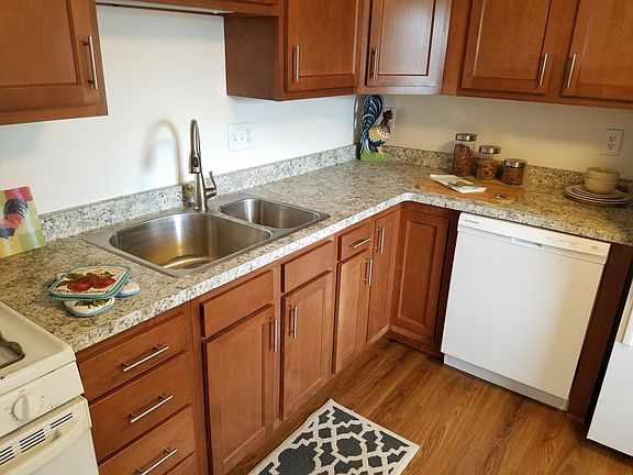 4th image of 50 School St APT 19