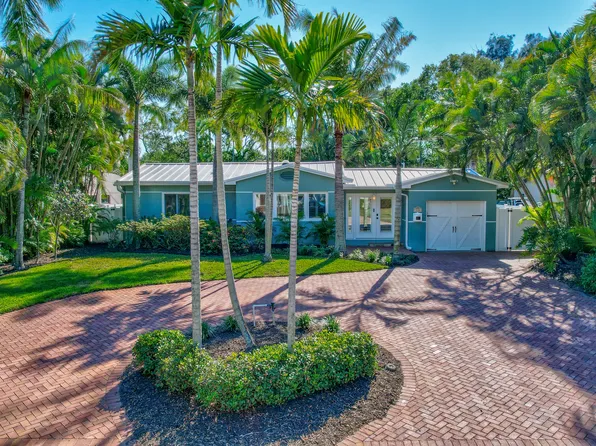 536 35th Ave NE, Saint Petersburg, FL 33704