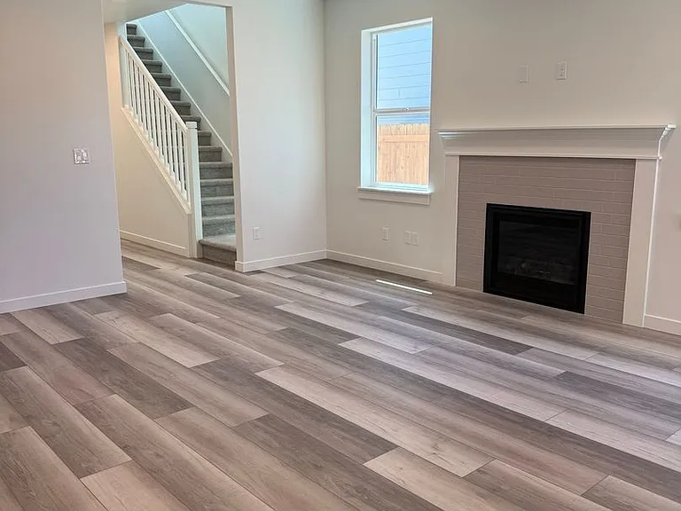 61073 NE Unity Pl — Photo 4
