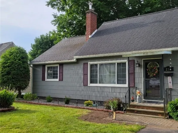 216 Pleasant Ave, North Syracuse, NY 13212