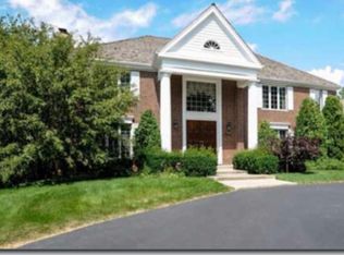 11506 Ridgewood Ln, Burr Ridge, IL 60527