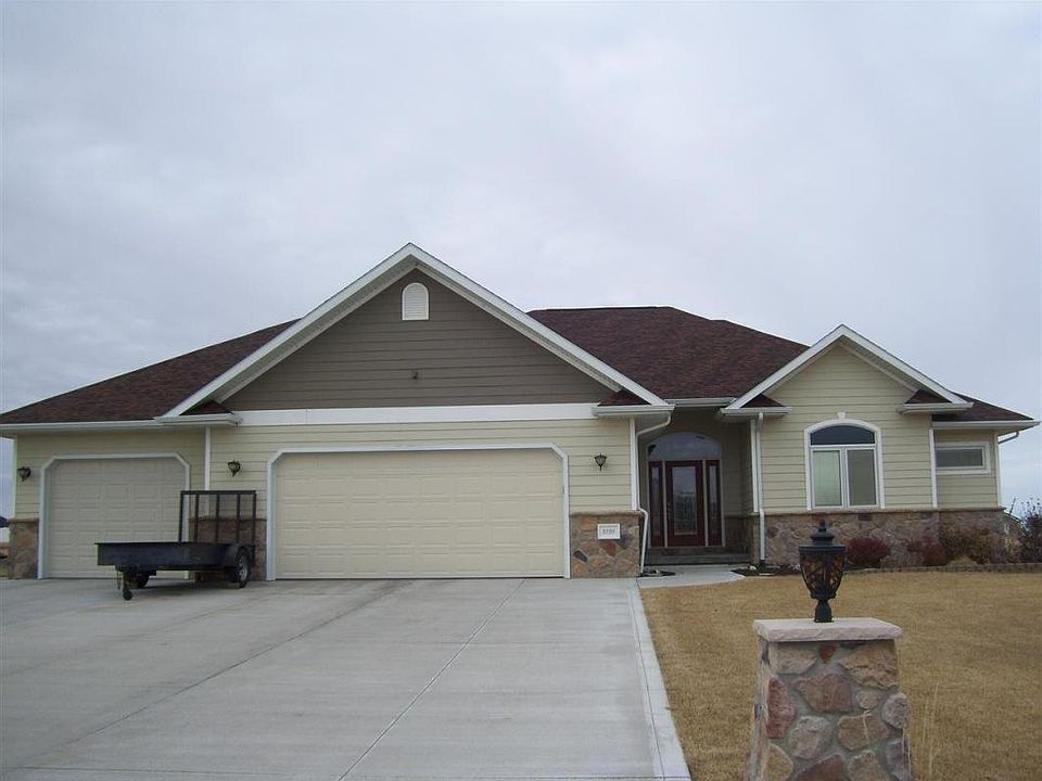 1st image of 9290 S Coyote Ln
