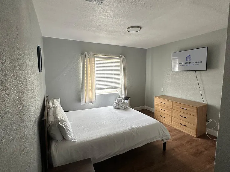 Bedroom with Smart TV