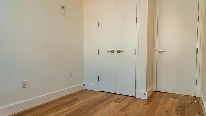 Rented by Nooklyn NYC LLC | media 23