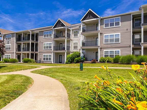 Our well-maintained buildings and lush landscaping create a welcoming environment. Enjoy the convenience of modern amenities in a picturesque setting.