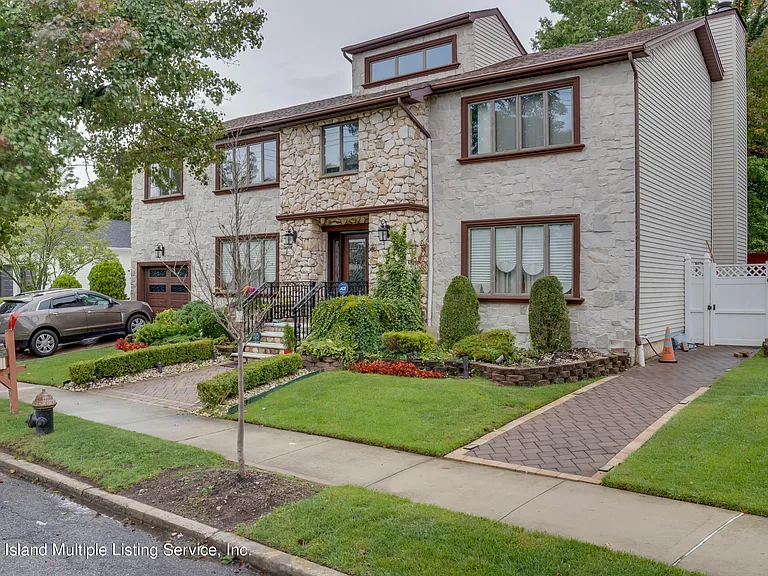307 S Railroad St — Photo 20