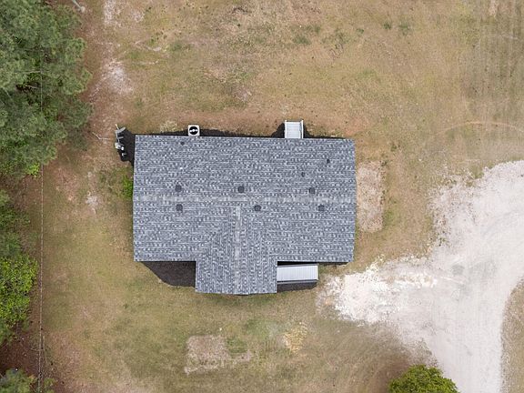 3rd image of 2800 Lobelia Rd