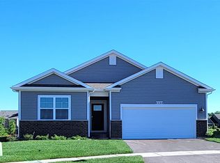 6284 Redwood Trl, Wonder Lake, IL 60097