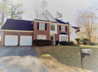 654 Radford Cir, Woodstock, GA