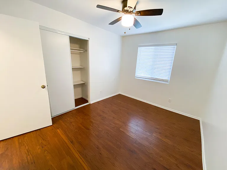 813 N Hoover St #1 — Photo 11